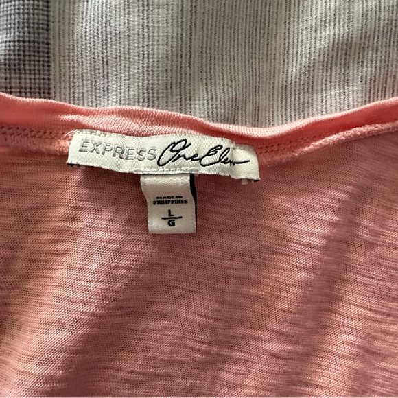 Express One Eleven Peach colored tank top - Picture 3 of 3